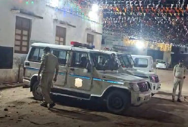 સાબરકાંઠા જૂથ અથડામણ મામલે પોલીસ સામે કાર્યવાહીઃ PIને સસ્પેન્ડ કરાયા | Sabarkantha Violence PI Faces…