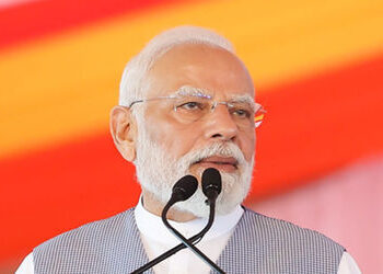 ‘આ લોકો જામીન લઈને બહાર ફરી રહ્યા છે’, બિહારમાં લાલુ યાદવ પરિવાર પર PM મોદીનો કટાક્ષ | bihar assembl…