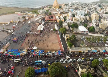 સોમનાથ, દ્વારકા, ગિરનાર, ચોટીલામાં આશરે 20 લાખ લોકોએ દર્શન કર્યા | About 20 lakh people visited Somn…