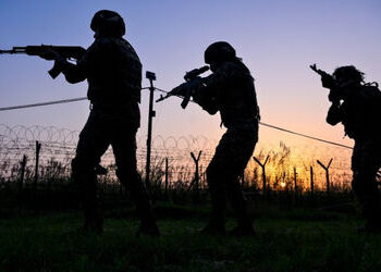 ઓપરેશન ત્રિશૂળ: સરહદ નજીક ભારતીય સેનાના સૈન્ય અભ્યાસથી પાકિસ્તાનમાં હડકંપ, સેના ઍલર્ટ પર | India Gea…