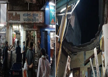 જામનગરમાં નાગનાથ ગેઇટ સર્કલ વિસ્તારમાં જર્જરિત દુકાનનો છતનો હિસ્સો એકાએક ધરાશાઇ થઈ જતાં દોડધામ : સદભ…