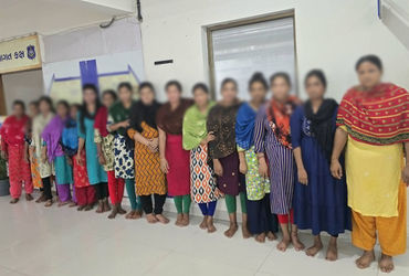 અમદાવાદ શહેરની સોલા પોલીસે ભાડાના મકાનોમાં રહેતા 17 બાંગ્લાદેશી ઘૂસણખોરને પકડ્યા | Bangladeshis Caug…