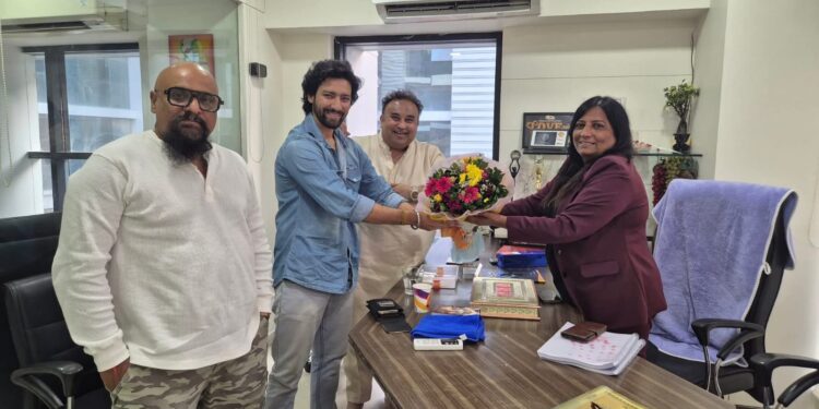 અર્બન ગુજરાતી ફિલ્મ “કુકા”નો મુહુર્ત યોજાયો.