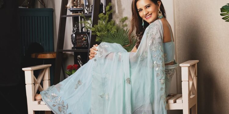 કાજલ વસિષ્ઠનો શૂટિંગ બાદનો ‘રોડ ટુ હેવન’ સફર