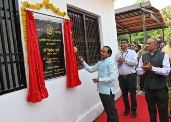 मंडल रेल प्रबंधक श्री दिनेश वर्मा द्वारा पुनर्निर्मित कम्युनिटी हॉल का भव्य उद्घाटन एवं कर्मचारियों …