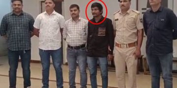 અમદાવાદ: ખોખરામાં લૂંટના ઈરાદે વૃદ્ધાની હત્યાનો ભેદ ઉકેલાયો, પાડોશીએ જ ગળું દબાવી મોતને ઘાટ ઉતાર્યા …