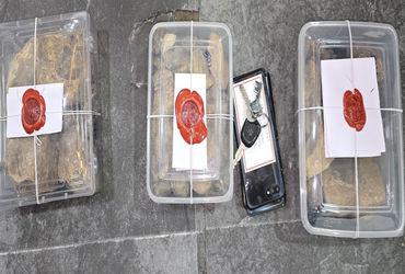 રાજકોટમાં 3 કરોડની એમ્બરગ્રીસ સાથે સુરેન્દ્રનગરનાં 3 ઝડપાયા | 3 from Surendranagar arrested with amb…