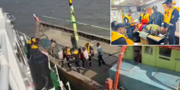 VIDEO: ‘જિંદગી અને મોતનો સવાલ હતો…’ જાફરાબાદના દરિયામાં ઈજાગ્રસ્ત થયેલા ખલાસીને કોસ્ટ ગાર્ડે હેમખે…