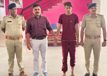 સાણંદ હત્યા કેસનો ગણતરીના કલાકોમાં ભેદ ઉકેલાયો, ગ્રામ્ય LCB એ મોરૈયાથી આરોપીને દબોચ્યો | Ahmedabad R…