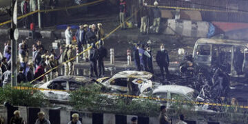 ‘કોઇનું ધડ ગુમ તો કોઈ બૂમો પાડતો રહ્યો અને લોકો વીડિયો બનાવતા હતા…’ : દિલ્હી બ્લાસ્ટનો પ્રત્યક્ષદર…