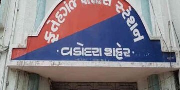 પેસેન્જર તરીકે બેઠેલો ગઠિયો ડ્રાઇવરને પડીકી લેવા મોકલી કાર લઇ રફુચક્કર | car theft by passenger who …