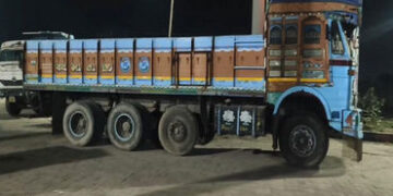 થાનના વિજળીયા અને સોનગઢના 3 પેટ્રોલ પંપ માલિક સામે કાર્યવાહી | Action taken against Thana electricia…