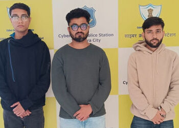 વડોદરાના બંગલામાં ઇન્ટરનેશનલ કોલ સેન્ટર ચલાવતા ત્રણ યુવકોએ 80 થી વધુ વિદેશીઓને ફસાવ્યા | Three youth…