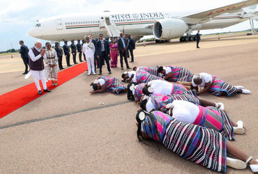 G20 સમિટ માટે સાઉથ આફ્રિકા પહોંચ્યા PM મોદી, ઑસ્ટ્રેલિયાના PM સાથે યોજી દ્વિપક્ષીય બેઠક | PM Modi in…