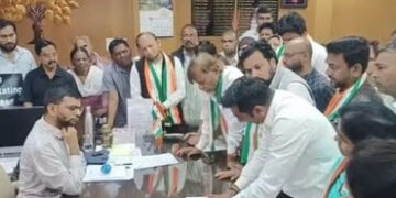 ‘SIR’ની મુદત માર્ચ 2026 સુધી લંબાવો…’ વડોદરામાં કોંગ્રેસની કલેક્ટરને રજૂઆત, મૃતકના પરિવારને સહાય આ…