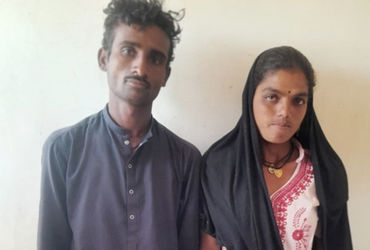 કચ્છ: રાપરના કુડા પાસેના રણની સીમા પાસેથી વધુ એક પાકિસ્તાની યુગલ ઝડપાયું, ગૌરી અને પોપટ છે સિંધના મી…