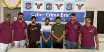 ભારતમાંથી સીમકાર્ડ ઇસ્યુ કરાવીને દુબઇ-કમ્બોડિયા મોકલતી ગેંગ ઝડપાઇ | ahmedabad cyber crime nabbed thr…