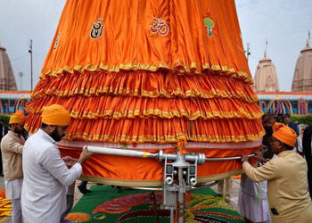 Photos: અયોધ્યાના શ્રીરામ મંદિરની ધ્વજાના પ્રથમ દર્શન, સોનાથી મઢેલો છે ધ્વજદંડ | ayodhya ram temple …