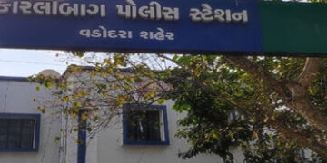 વડોદરાના બહુચરાજીરોડ પરના ગેરેજો ઉપર પોલીસનો સપાટો, વાહનોનું રજીસ્ટર નહીં રાખનાર 10 ની ધરપકડ | Polic…