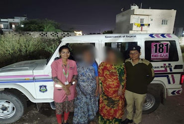 શારીરિક અશક્ત વૃદ્ધાનો પરિવાર સાથે મેળાપ કરાવતી જામનગરની 181 અભયમ ટીમ | Jamnagar’s 181 Abhayam team …