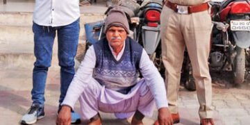 તારાપુર તાલુકાના ટોલ ગામેથી નકલી ડૉક્ટર ઝડપાતા કાર્યવાહી | Action taken after fake doctor caught fro…