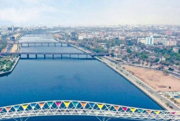 અમદાવાદમાં નષ્ટ થતી હેરિટેજ ઈમારતો સામે 30 માળથી વધુ ઊંચાઈના 17 બિલ્ડિંગ્સ બનાવાયા | Ahmedabad Faces…