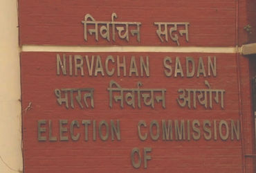 પશ્ચિમ બંગાળમાં SIR મુદ્દે ચૂંટણી પંચની TMCને કડક ચેતવણી, કહ્યું- ‘બૂથ અધિકારીઓને ધમકી ન આપો’ | Do N…