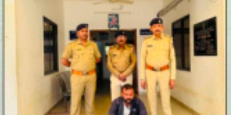 તાજેતરમાં હડાદ પોલીસ સ્ટેશન વિસ્તારના જેલાણા ગામે ખુનનો બનાવ બનેલો જે ગુન્હાનો આરોપી પકડી પાડી ગુન્હ…