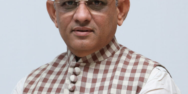 ઘણા વર્ષો ની તપસ્યા પછી આ માર્ગ રાજ્ય માર્ગ અને મકાન વિભાગ ને સોંપવામાં કસવાળા ની કુનેહ ને શ્રેય