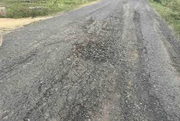 હિંડોરડાથી જુની બારપટોળીના પાટીયા સુધીનો માર્ગ બિસ્માર | The road from Hindorada to the old Barpatol…