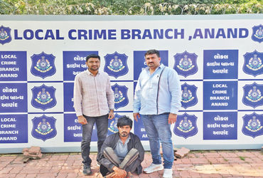 બોચાસણ ટોલનાકા પાસે ટેન્કરમાંથી 20.21 લાખનો દારૂ સાથે ચાલક પકડાયો | Driver caught with liquor worth …