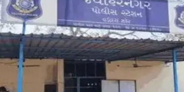 વડોદરાના રણોલીમાં રહેતી દીકરીનો આપઘાત નહીં હત્યા કરી હોવાના માતા-પિતાના આક્ષેપ | Parents allege that…