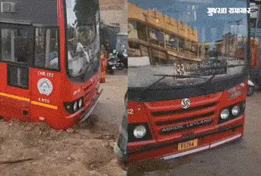 ‘હાથ ના કરેલા હૈયે વાગ્યા’: AMCએ ખોદેલા ખાડામાં જ AMTS બસ ફસાઈ, મુસાફરોની હાલત કફોડી! | AMTS bus get…