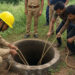 ભુજના કુકમા ગામ નજીક વાડીના ખુલ્લા બોરવેલમાં મજૂર ખાબક્યો, રેસ્ક્યૂ ઓપરેશન શરૂ | Kutch news Kukma vi…