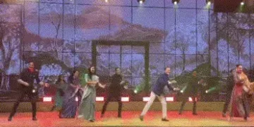 VIDEO: ભાજપ અને વિપક્ષના સાંસદોએ એક મંચ પર કર્યો ડાન્સ; કંગના રણૌત, મહુઆ મોઈત્રાનો વીડિયો વાઇરલ | mp…