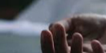 આજવા રોડ પર મકાન તોડતા સમયે પટકાયેલા શ્રમજીવીનું મોત | Worker dies after being hit while demolishing…