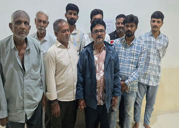 રાજ રાજેશ્વરી સોસાયટીના મકાનમાંથી જુગાર રમતા 9 શખ્સ ઝડપાયા | 9 people caught gambling from Raj Rajes…