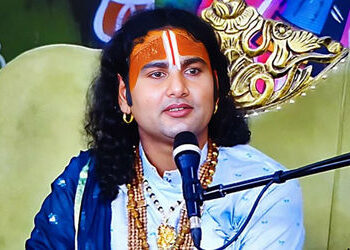 મહિલાઓ અંગે અભદ્ર ટિપ્પણી મામલે પ્રસિદ્ધ કથાવાચક અનિરુદ્ધાચાર્યની મુશ્કેલી વધી, કોર્ટે ફરિયાદ સ્વીકા…