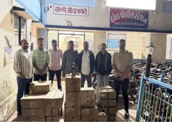 રાજસ્થાનથી ઇંગ્લિશ દારૂનો જથ્થો આયાત કરીને ધ્રોલના હાડાટોડા ગામમાં સંતાડેલો માતબર જથ્થો LCBએ પકડી પા…