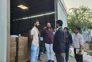 વાડે ચિભડા ગળ્યા: સુરેન્દ્રનગરના ચોટીલામાં વનકર્મીએ સરકારી જમીન પર બનાવી દીધુ ગોડાઉન, તંત્રએ સીલ માર…