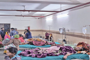 તારાપુરના ફતેપુરા ગામે 60 લોકોને ખોરાકી ઝેરની અસર | 60 people affected by food poisoning in Fatehpur…