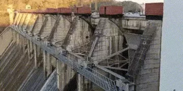 પંચમહાલ: પાનમ ડેમનો એક દરવાજો લીક થતાં યુદ્ધના ધોરણે બદલ્યો, અત્યાર સુધી કુલ 3 ગેટ બદલવામાં આવ્યા | …