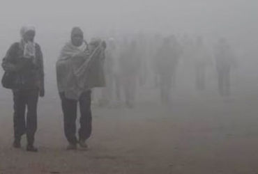 નલિયા 9.8 ડિગ્રી સાથે ઠંડુંગાર: આખરે શિયાળાની જમાવટઃ 9 શહેરમાં 14 ડિગ્રીથી નીચું તાપમાન | Gujarat We…