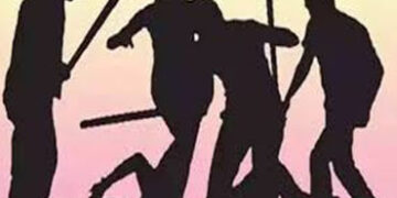 જૂની અદાવતે વાસણઘાટમાં બે ટોળાની હથિયારો સાથે અથડામણ | Two groups clash with weapons in Vasan Ghat o…