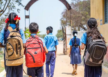 દેશની શિક્ષણ વ્યવસ્થા બદલતા નવા એજ્યુકેશન બિલ સામે વિપક્ષનો વિરોધ | Opposition protests against new …