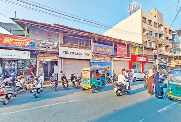 13 દુકાનના બાંધકામ દિન 10 માં દૂર કરવા મહાનગરપાલિકા દ્વારા નોટિસ | Notice from the Municipal Corpora…