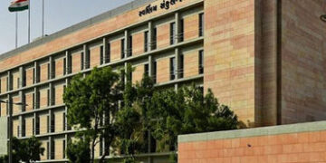 ગુજરાતના સચિવાલયમાં દલાલોનું સ્વાગત પણ પોલ ખોલનારા અને આંદોલનકારીઓને નો એન્ટ્રી | Gujarat Secretaria…