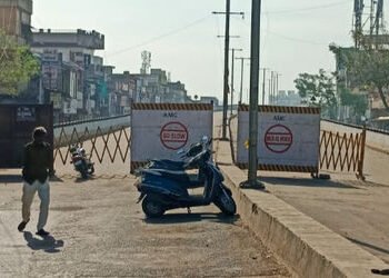 મ્યુનિસિપલ કોર્પોરેશનમાં સત્તાપક્ષની સાડાસાતી, અમદાવાદમાં સાત વર્ષમાં સાત બ્રિજ વિવાદ,ભાજપની પ્રતિષ્…
