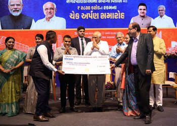 વડોદરા મ્યુ. કોર્પોરેશનને રૂ. ૨૩૫ કરોડની ફાળવણી | Vadodara Municipal Corporation allocated Rs 235 cr…