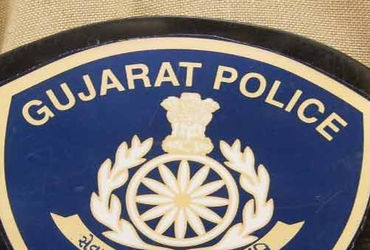 થર્ટી ફર્સ્ટની ઉજવણીને અનુલક્ષીને પોલીસની હોટલ સંચાલકો સાથે મીટિંગઃCCTV ચાલુ કરાવી લેવા તાકિદ | Poli…